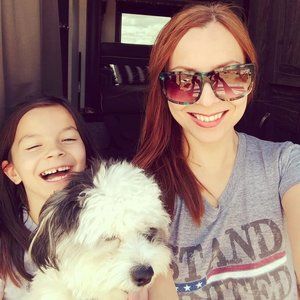 Meet your Posher, Nicole